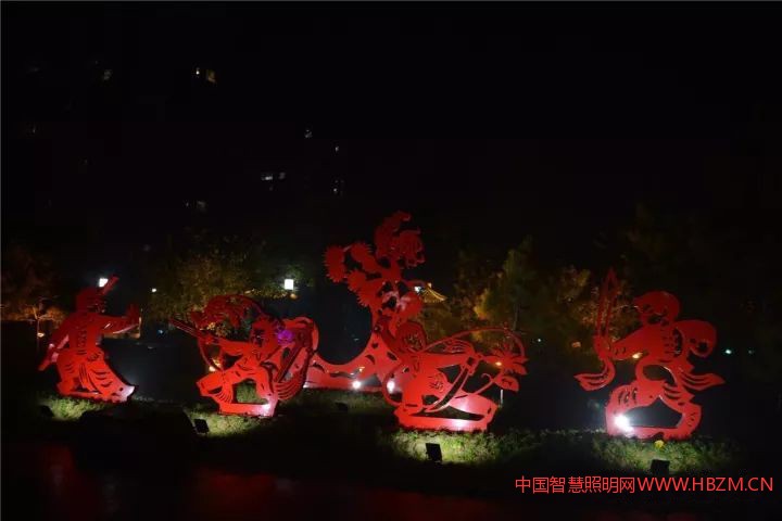 如今的無(wú)極，已然是燈火輝煌